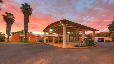Mulga Country Motor Inn - Melbourne 4u 0