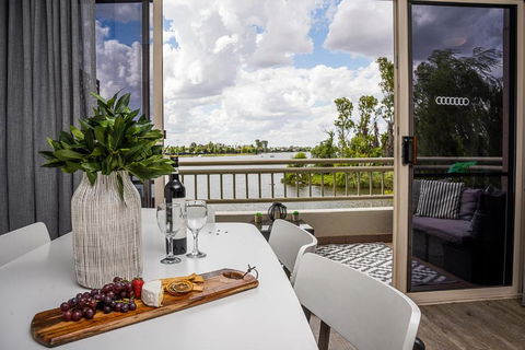 Mulwala Lakeside Apartment - Accommodation Melbourne 0