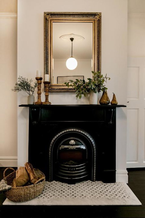 Narraweema Guesthouse - Historic Luxury BnB Retreat - Accommodation Melbourne 3