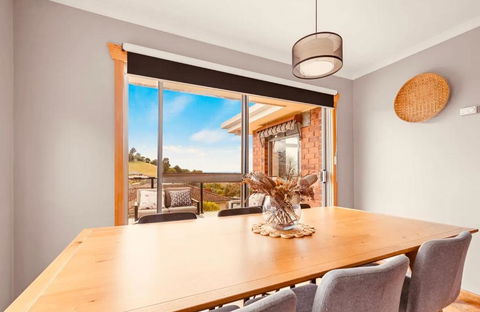 Natural & Relax House In Ulverstone - Accommodation Melbourne 3