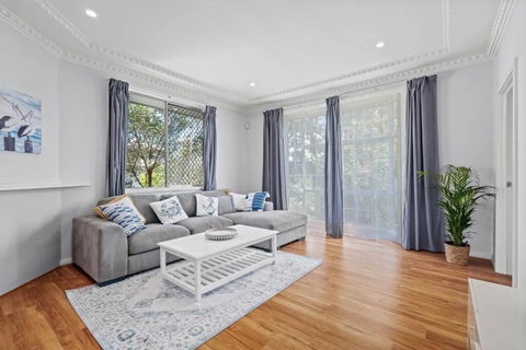 NEW Sailors Cove Pet Friendly - Accommodation Melbourne 0