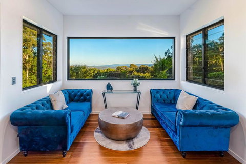 Ninderry Manor-Spectacular Hinterland Retreat - Accommodation Melbourne 1