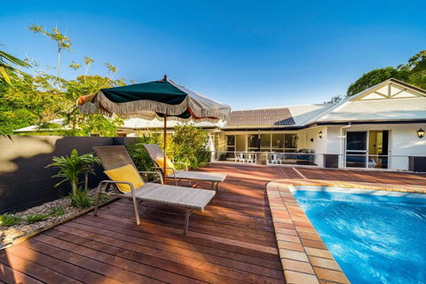 Ninderry Manor-Spectacular Hinterland Retreat - Accommodation Melbourne 2