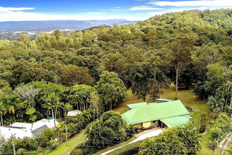 Noosa Hinterland Acreage Close To The Beach - Accommodation Melbourne 0