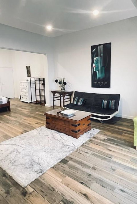 Northcote Spacious Studio - Accommodation Melbourne 2