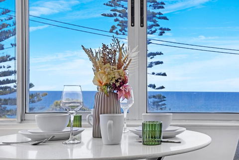 Ocean View 1 Bedroom Private Apartment Next To Maroubra Beach - Accommodation Melbourne 2