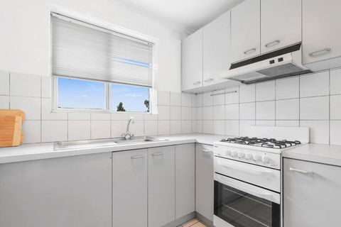 Opposite Rippon Lea Estate - Accommodation Melbourne 2