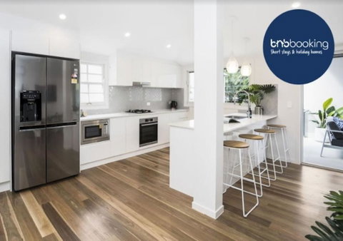 Park Avenue Terrace House Sleeps 9 - Accommodation Melbourne 0