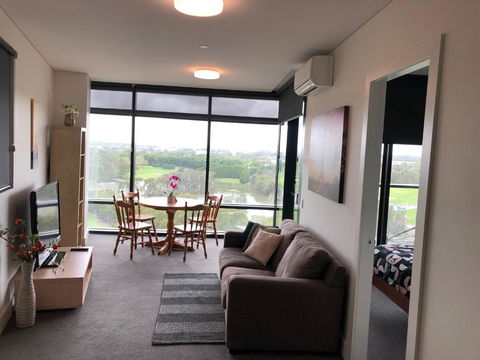 Parkview Modern Apartment W Parking @ Olympic Park - Accommodation Melbourne 1