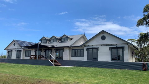 Peninsula At Metung House - Access By Boat Only - Accommodation Melbourne 2