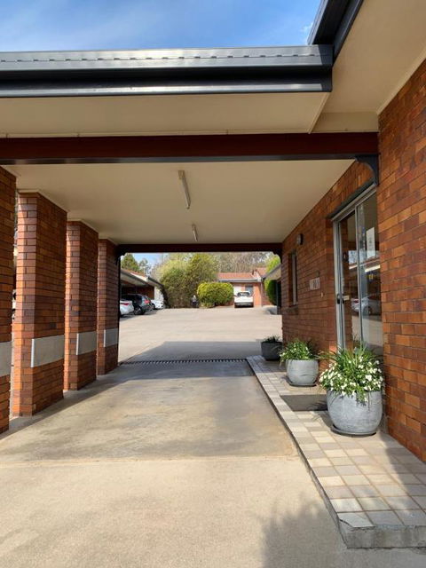 Peter Allen Motor Inn - Accommodation Melbourne 1