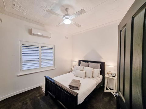 Peters Rest Central Wagga - Accommodation Melbourne 0