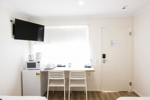 Petrie Mill Motel - Accommodation Melbourne 3