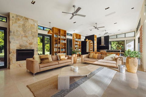 Pine Mountain - Accommodation Melbourne 2