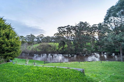 Platypus Waters B&B - Accommodation Melbourne 3