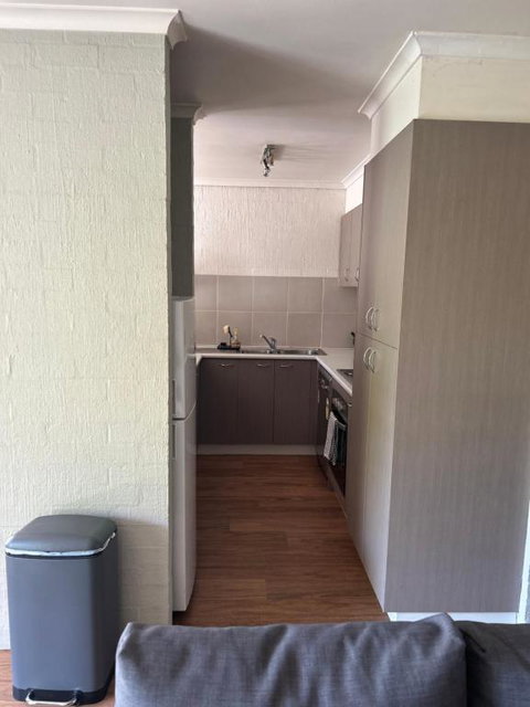 Plush 2 Bedroom Apartment Kingston - Accommodation Melbourne 3
