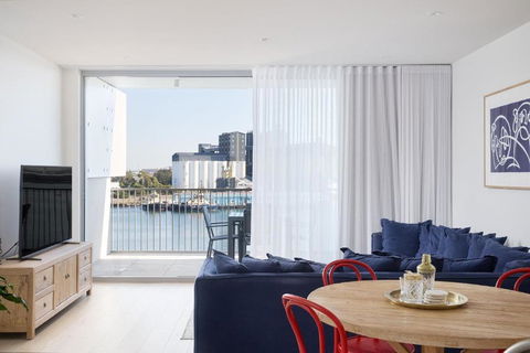 Portside On Honeysuckle - Accommodation Melbourne 0