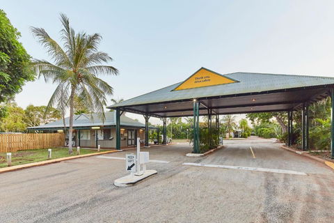 RAC Cable Beach Holiday Park - Melbourne 4u 2