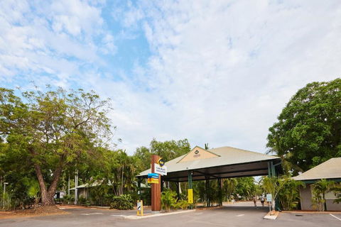 RAC Cable Beach Holiday Park - Melbourne 4u 1