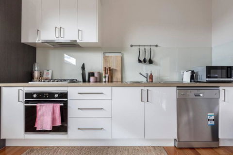 Primrose - Chic Mid-Century Style In Brunswick - Accommodation Melbourne 2