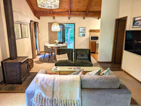 Primrose Cottage - Accommodation Melbourne 2