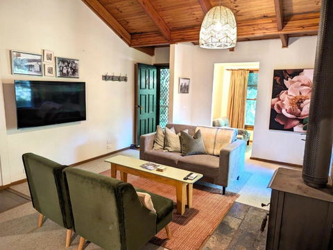 Primrose Cottage - Accommodation Melbourne 3