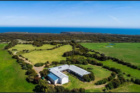 Pt Hesse Luxury Coastal Homestead - Melbourne 4u 0