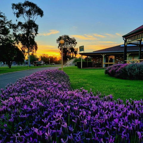 Quality Inn Carriage House - Accommodation Melbourne 1