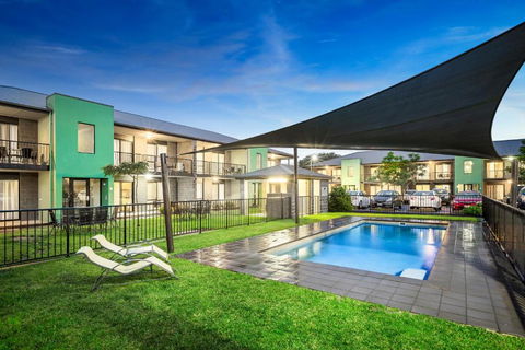 Quest Sale - Accommodation Melbourne 0