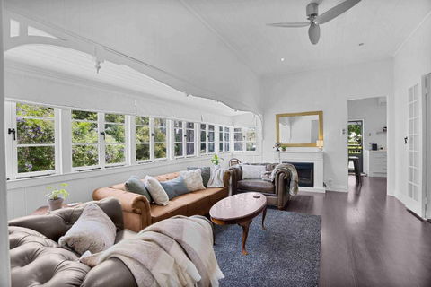 Rambling Roses - Accommodation Melbourne 3