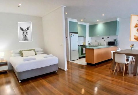 Readyset Apartments At Dockside - Accommodation Melbourne 2