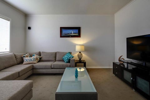 Reardon Place - Accommodation Melbourne 2