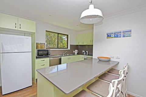Red Door Beach House - Accommodation Melbourne 1
