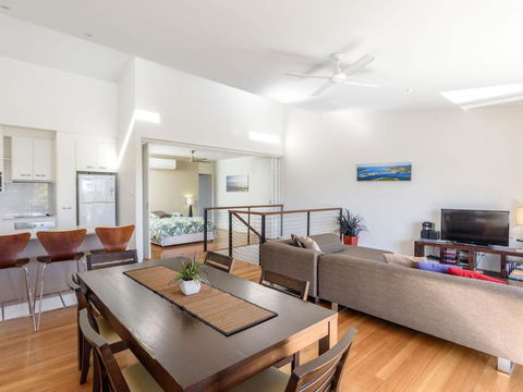 Rainbow Surf 4 - Accommodation Melbourne 3