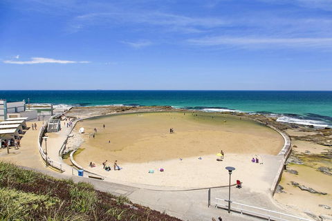 Astra Apartments Newcastle - Accommodation Melbourne 2