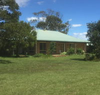 At HOME on HOLMES - Accommodation Melbourne