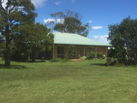 At HOME On HOLMES - Accommodation Melbourne 0
