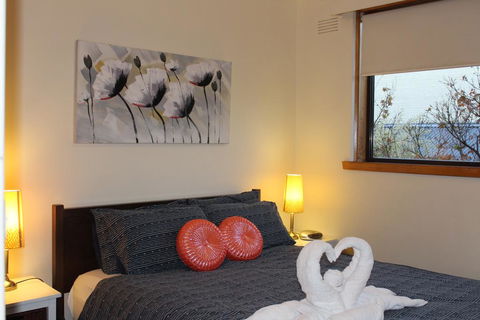 Australian Home Away @ Richmond - Accommodation Melbourne 0