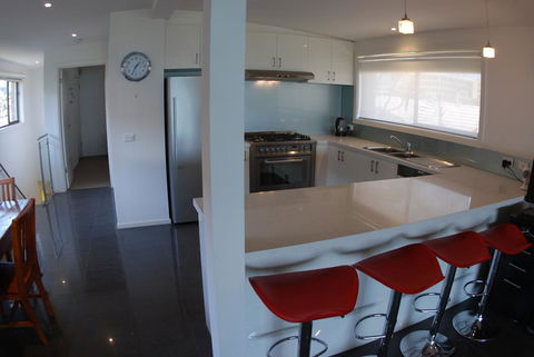 Award Winning Beach Front Retreat - Accommodation Melbourne 2