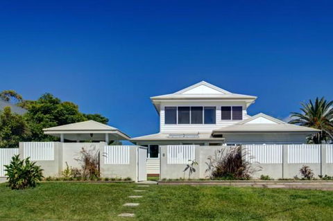 Away On Seaview Street - Accommodation Melbourne 0