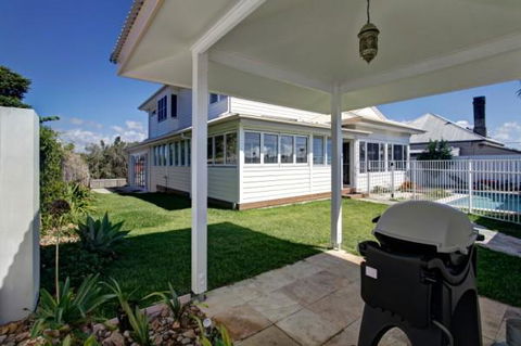 Away On Seaview Street - Accommodation Melbourne 3