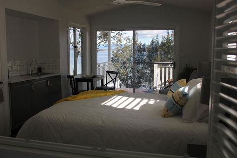 B & B On The Water - Accommodation Melbourne 3