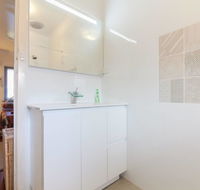 B7 Close to UWA Swan River Cafes and The New Children's Hospital - Accommodation Melbourne