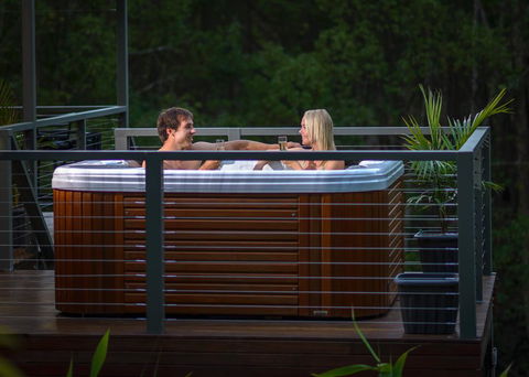 Babbling Brook Retreat - Melbourne 4u 3