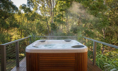 Babbling Brook Retreat - Melbourne 4u 1