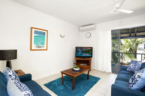 Baden 51 - Rainbow Shores, Air Conditioned, Walk To Beach, Swimming Pools - Melbourne 4u 2