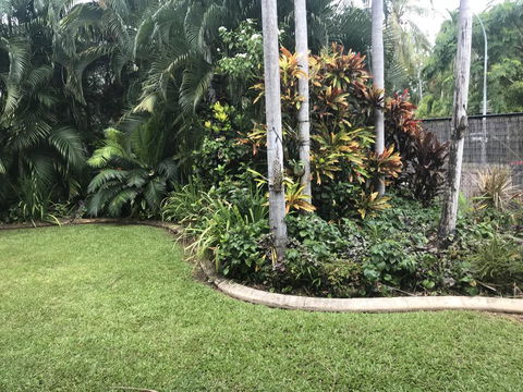 Bali Inspired Hideaway With Tropical Villa & Plunge Pool - Accommodation Melbourne 2