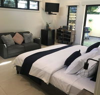 Bali inspired hideaway with Tropical villa  Plunge Pool - Accommodation Melbourne
