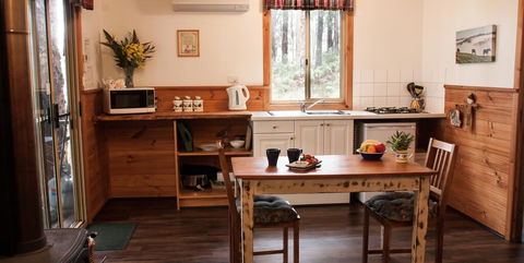 Balingup Heights Hilltop Forest Cottages - Accommodation Melbourne 2