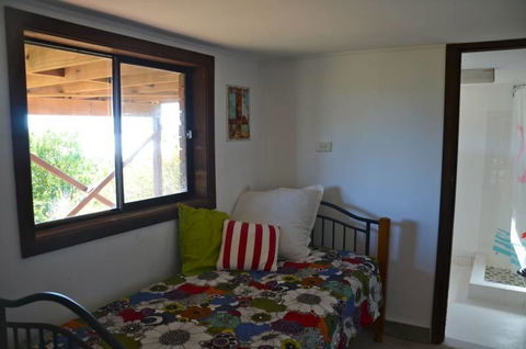 Barrels Beach House, 28 Dulconghi Street - Accommodation Melbourne 1